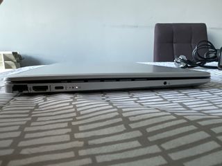 Portátil HP 15s-fq2xxx Plata