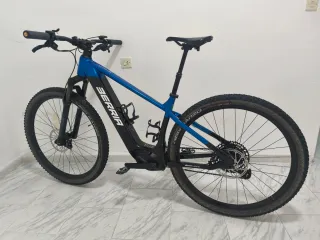 BERRIA BRAVO HP Eléctrica Talla M