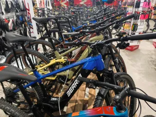 BERRIA BRAVO HP Eléctrica Talla M