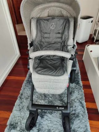 Silla de paseo y cuco Jane