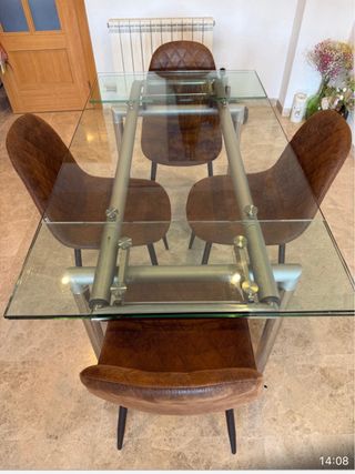 Mesa de cristal y metal Medias: 140 x 80.