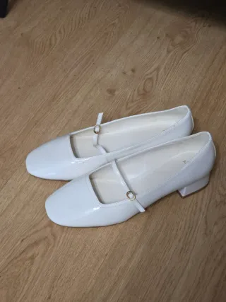 Zapatos Mango estilo Mary Jane, Talla 38 (Nuevos)