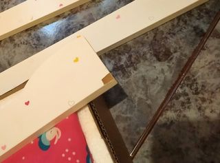 Literas de bebés de madera.