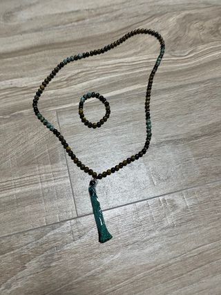 Conjunto collar y pulsera de cuentas