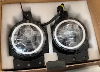 Faros Antiniebla LED con Aro Blanco