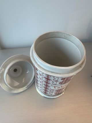 Purera antigua de cerámica