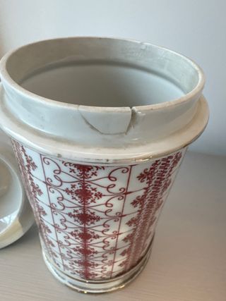 Purera antigua de cerámica