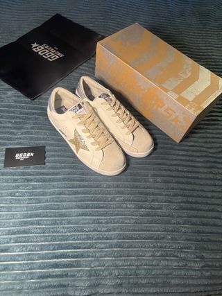 Golden Goose Super-Star Beige y Dorado