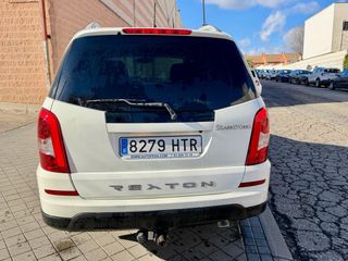 SsangYong REXTON 2.0 eXdi 155cv. 7 PLAZAS 4X4 2013