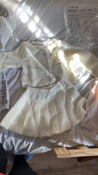 Conjunto chaqueta y falda rojo