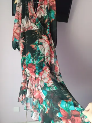 Vestido fiesta asimétrico estampado flora