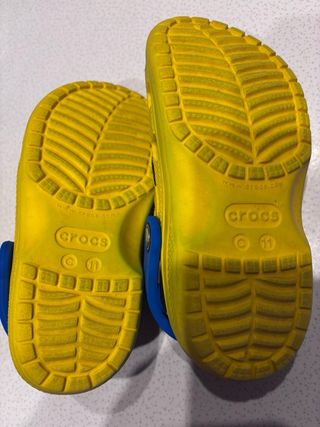 Crocs Minions misura 28
