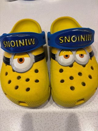 Crocs Minions misura 28