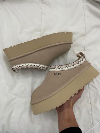 Botas UGG bege plataforma