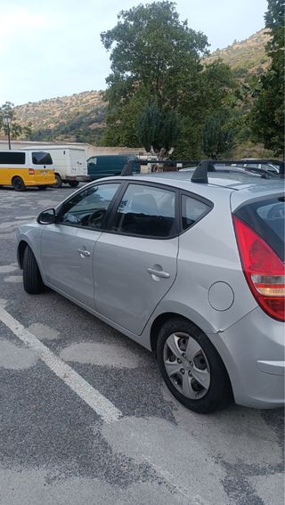 Hyundai i30 2010