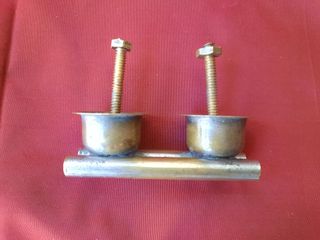 Tirador antiguo de cajón o puerta, estilo art decó