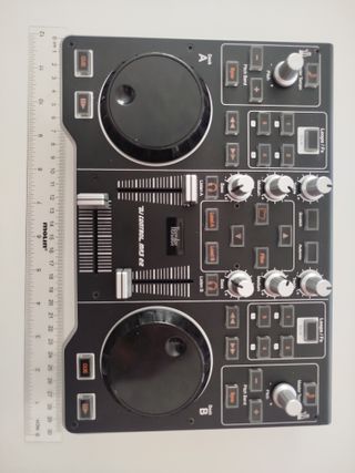Controladora DJ Hercules DJControl MP3 e2