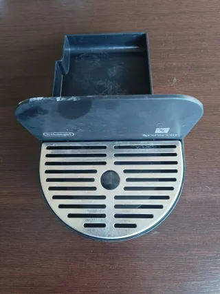 Cafetera Nespresso Delonghi