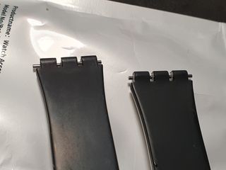 Cinturino originale Swatch in gomma nero e bianco