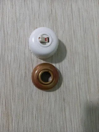 4 embellecedores latón vintage