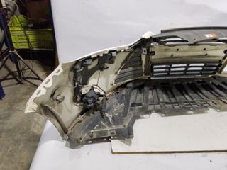 PARAGOLPES DELANTERO FORD FOCUS BERLINA (CB8)