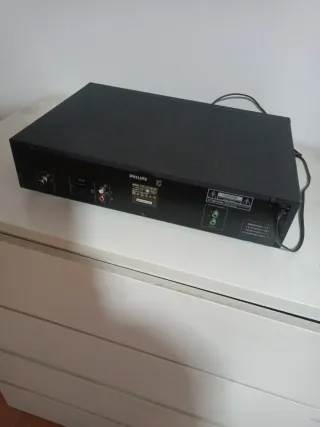 Sintonizador Estéreo Philips FT920