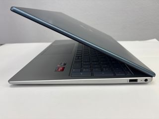 Ordenador Portátil Hp Amd Ryzen 7 7730U 16/1T