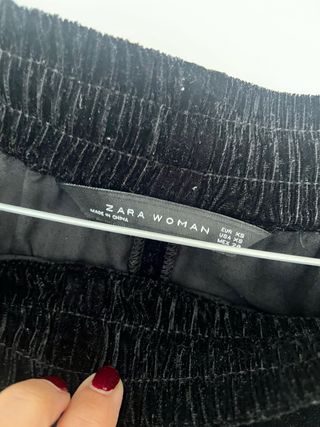 Pantalon 3/4 terciopelo Zara