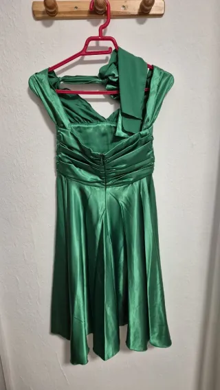 Vestido fiesta verde chica