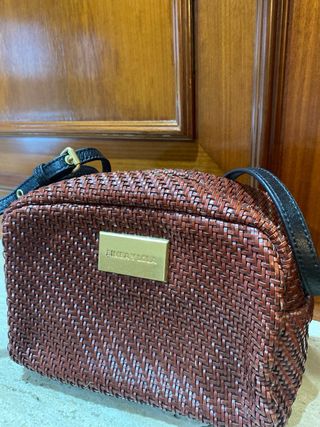 Bolso Bimba y Lola trenzado marrón