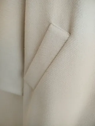 Abrigo Oversize blanco -crema