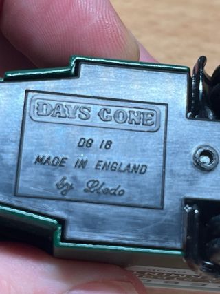 Vehículo de reparto Days Gone de Lledo año 1983
