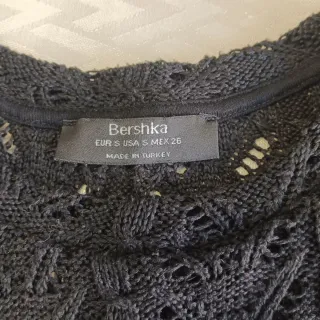 Camiseta de punto calado negra