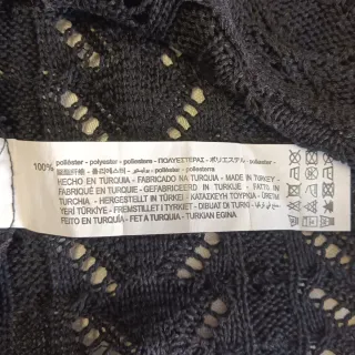 Camiseta de punto calado negra