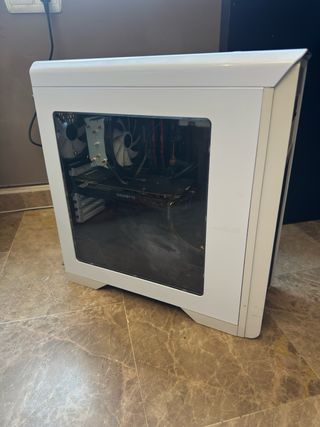 PC i7 6700k GTX 1070 16GB RAM