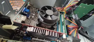 Ordenador ASUS Intel i7 3770 8GB RAM Radeon HD7300