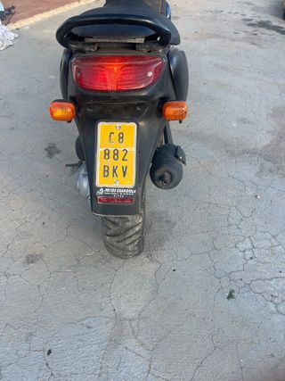 Peugeot 49cc Scooter