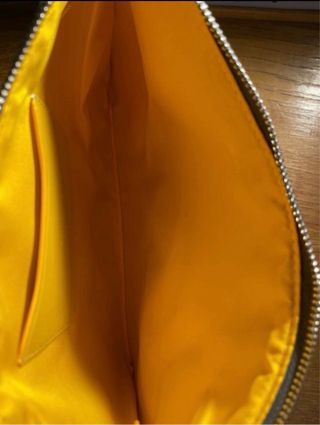 Pochette Footkorner Grigia