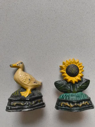 Topes de Puerta de Hierro: Pato y Girasol