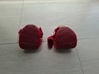 Zapatos Furoshiki Rojos y Blancos