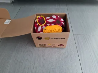 Zapatos Furoshiki Rojos y Blancos