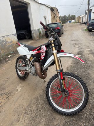 Husqvarna 125cc 2T Enduro 2010