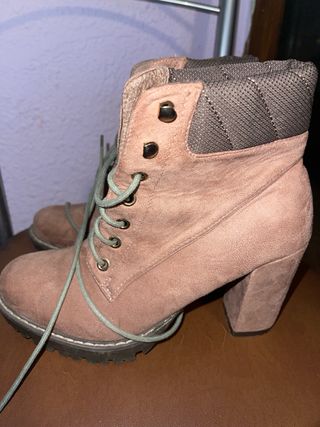 Botines rosa tacón grueso