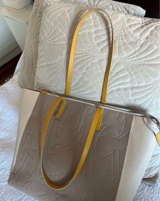 Bolso Carolina Herrera Beige y Amarillo Nuevo