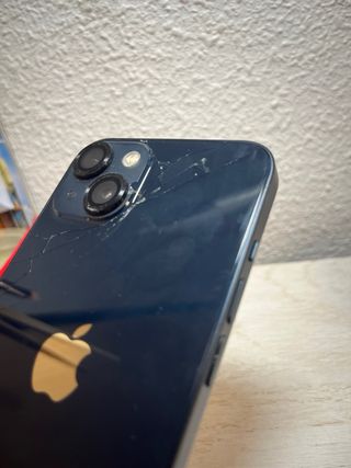 iPhone 13 128GB con funda incluida