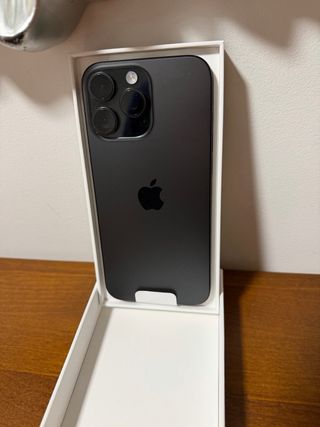 iPhone 16 Pro Max 256GB 100% Batería