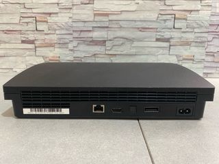 PlayStation 3 Slim Negra