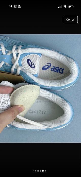 Tenis Asics Azul y Blanco