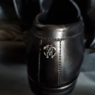Zapatos Roberto Cavalli Negros