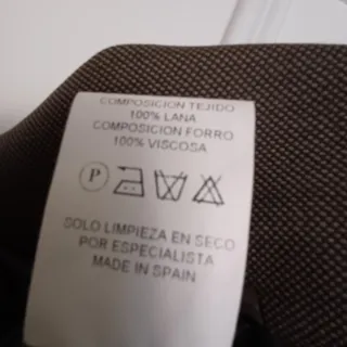 Traje de caballero verde oliva